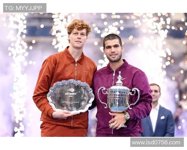 新黄金时代到来!辛纳、阿尔卡拉斯各赢一次,双巨子争霸下一年持续